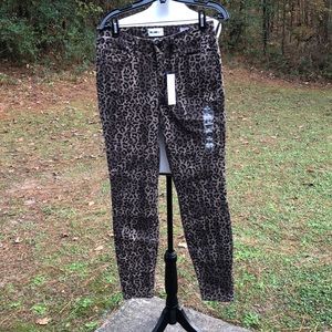 William Rast perfect skinny jeans, NWT, sz 29 Junior